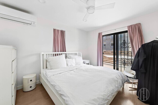 Foto del edificio - 334 W 89th St