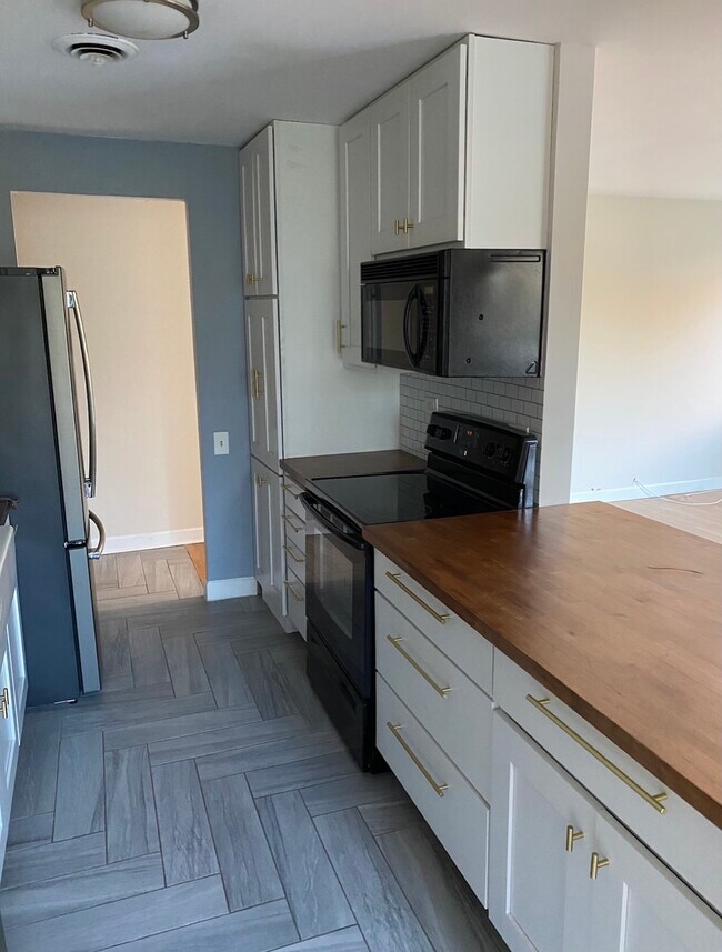 Foto del edificio - 425 Walnut Creek Ln