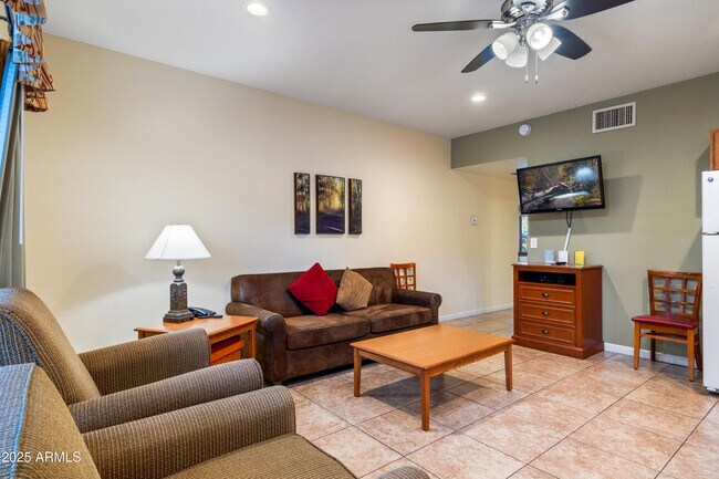 Foto del edificio - 5829 Buck Springs Rd