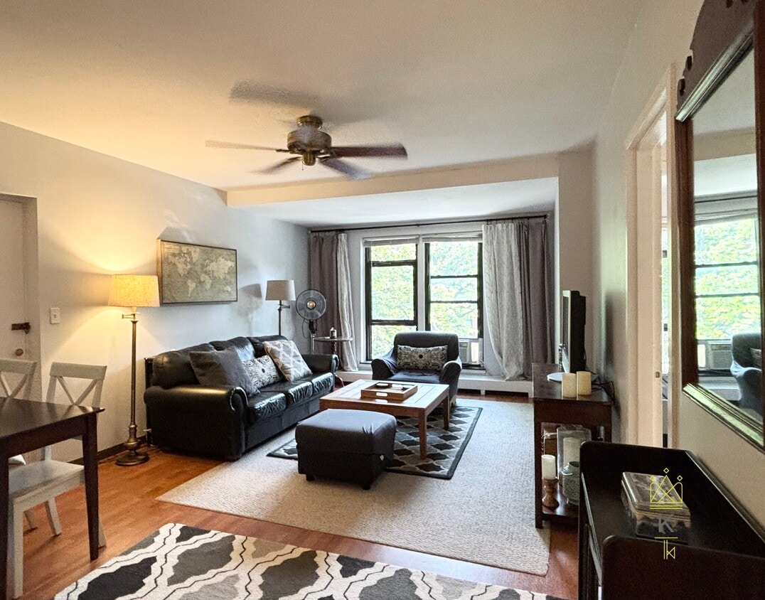Primary Photo - 6 Juniper St
