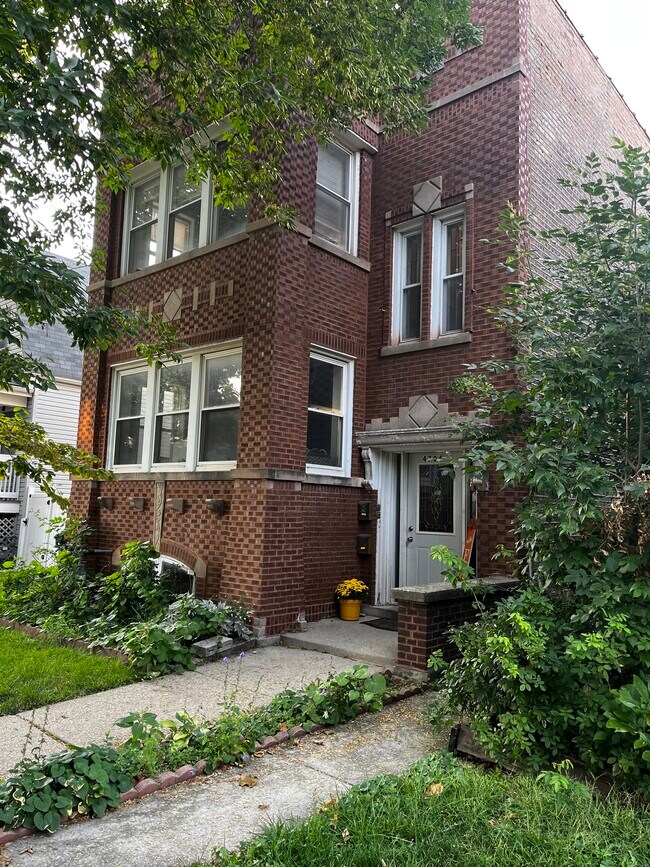 Building Photo - 4704 W Patterson Ave