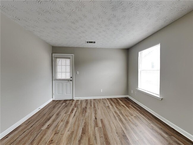 Building Photo - 789 Pine Shoals Ct