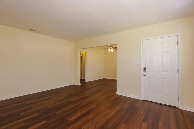 Foto del edificio - 1118 S Exmoor Ave