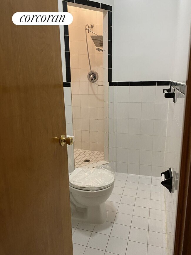 Foto del edificio - 139 W 83rd St