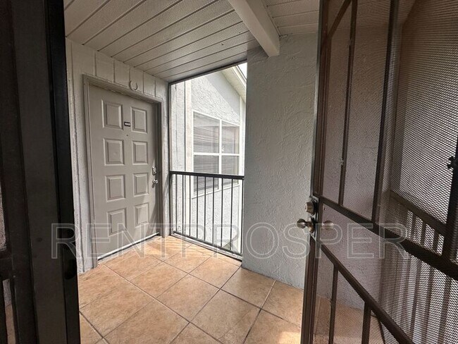 Foto del edificio - 4878 S Semoran Blvd