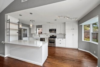 Building Photo - 12307 Nova Ct