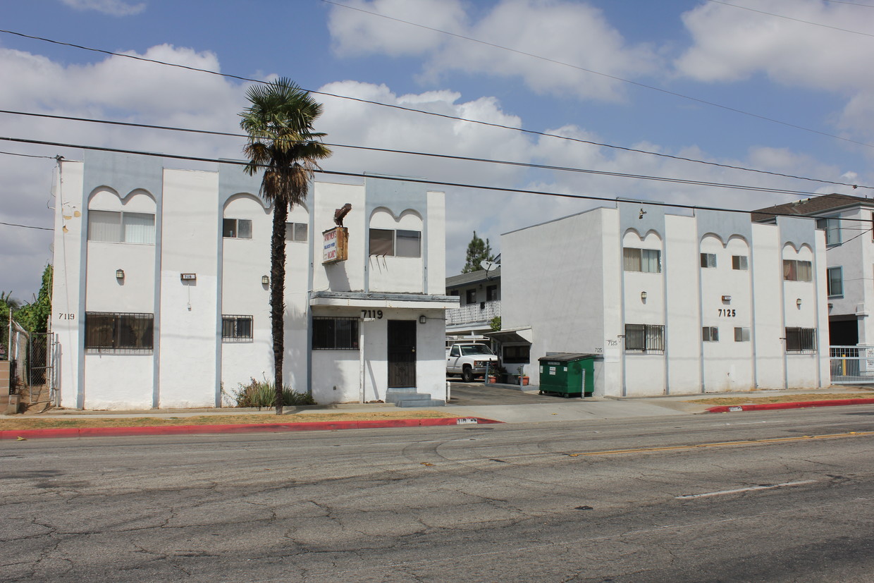 Primary Photo - 7119 E Gage Ave