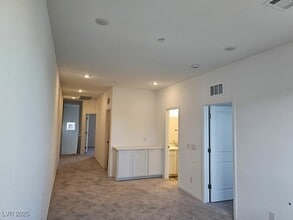 Building Photo - 212 Wewatta Ave