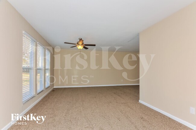 Building Photo - 1070 Eaglepass Ct