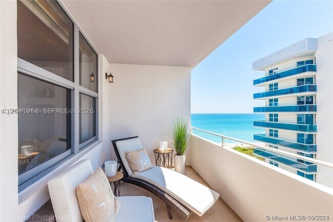 Foto del edificio - 9225 Collins Ave