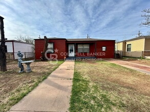 Building Photo - 3315 Amherst St
