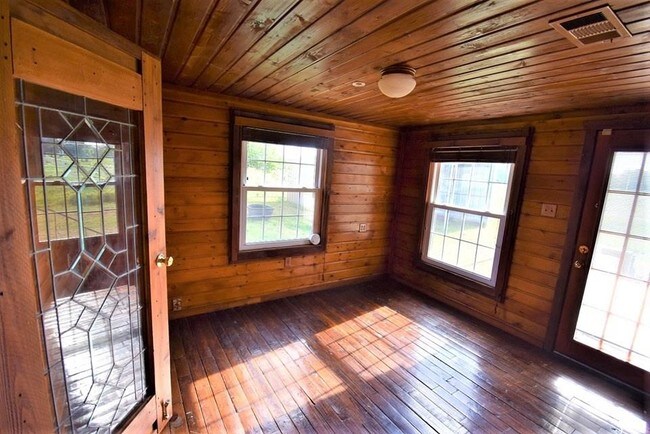 Foto del edificio - 6699 Smoke Ln