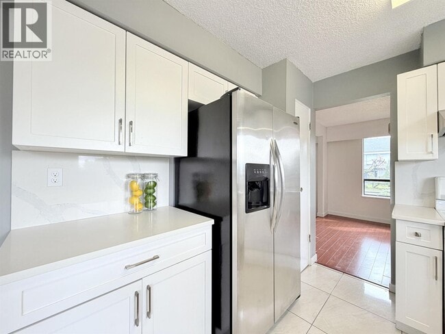 Photo du bâtiment - 10971 Housman St