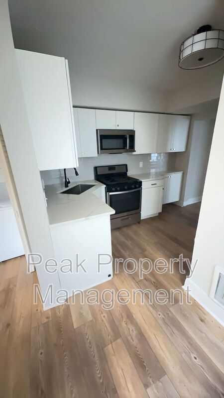 Foto del edificio - 613 N 32nd St