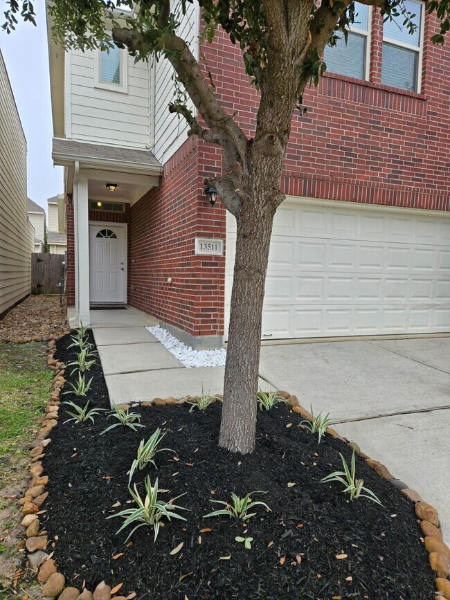 Foto del edificio - 13511 Villa Arbor Dr