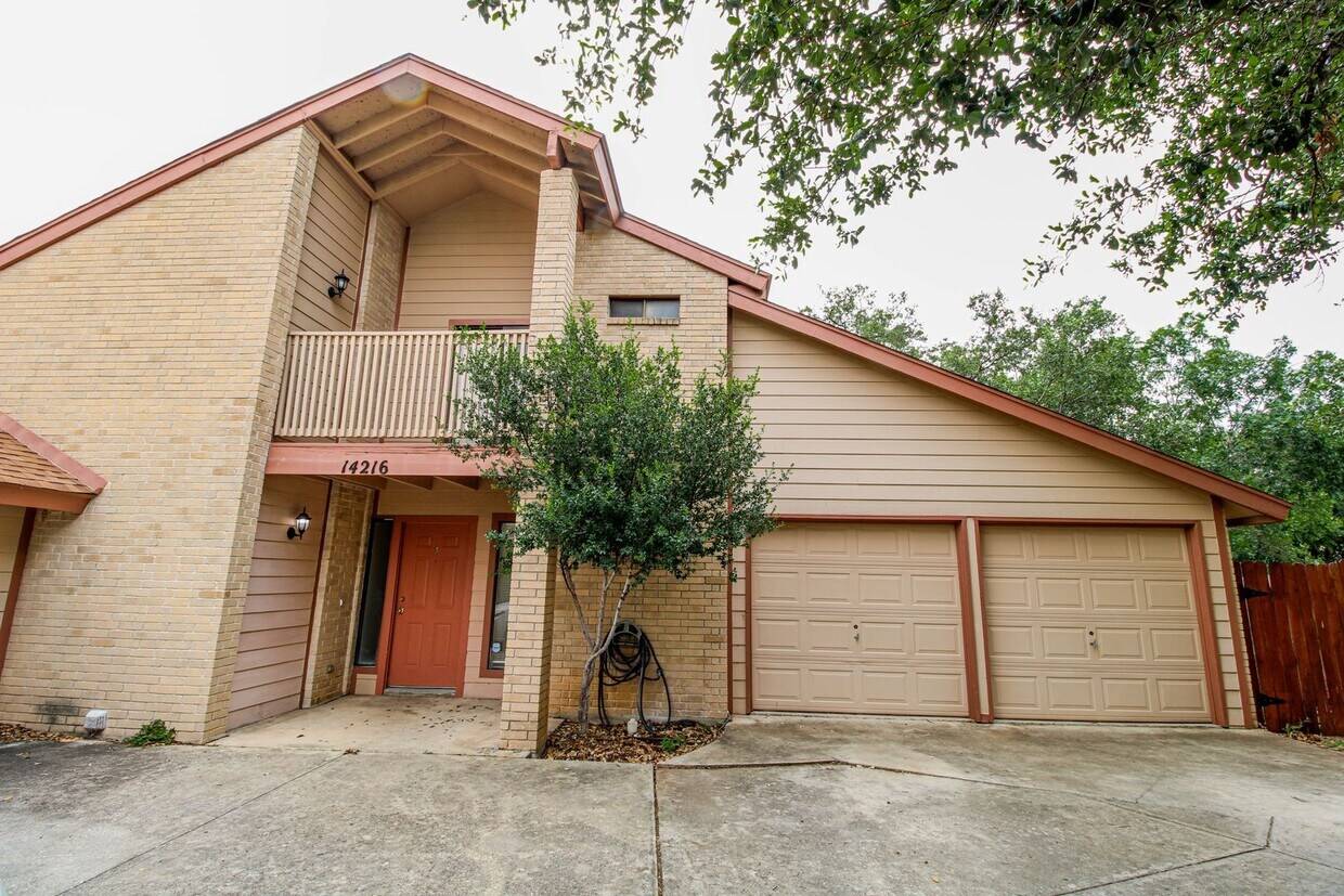 14216 Indian Woods, San Antonio, TX 78249 Townhome Rentals in San