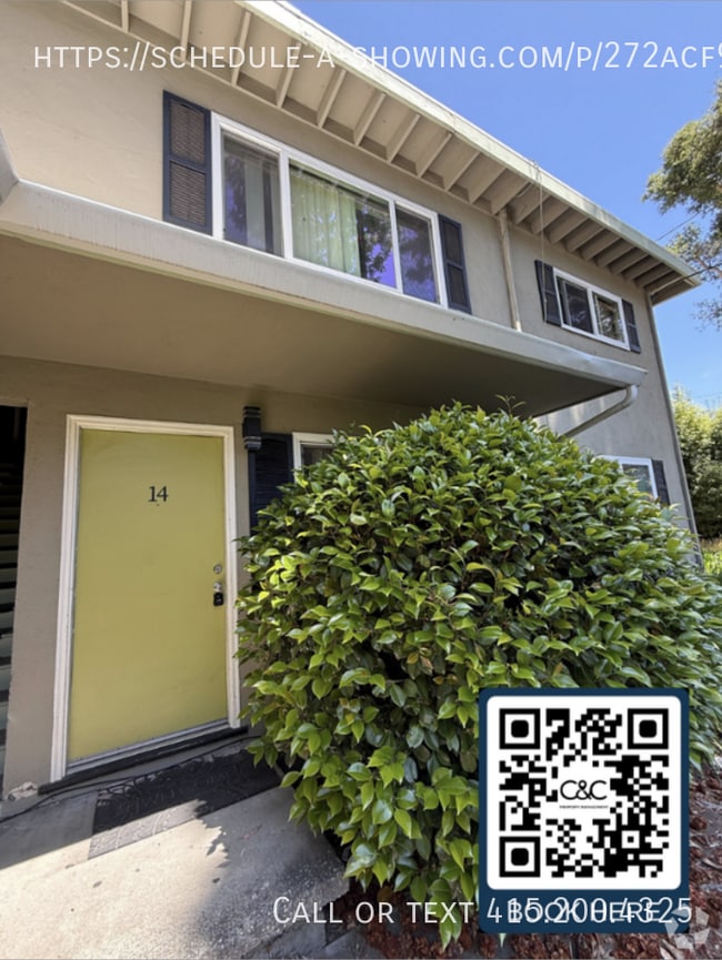 Building Photo - 2895 Capitola Rd