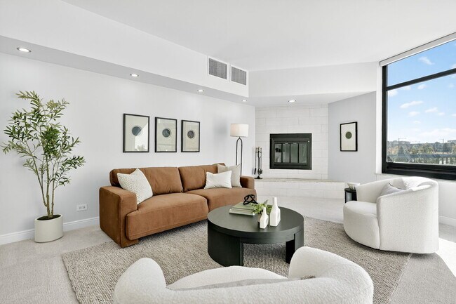 Foto del edificio - 1350 Lawrence St