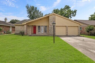 Building Photo - 4319 Windrift Dr
