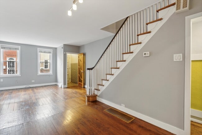 Dining Room - 1914 S Alder ST