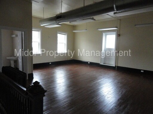 Building Photo - 34 W Clarke Ave