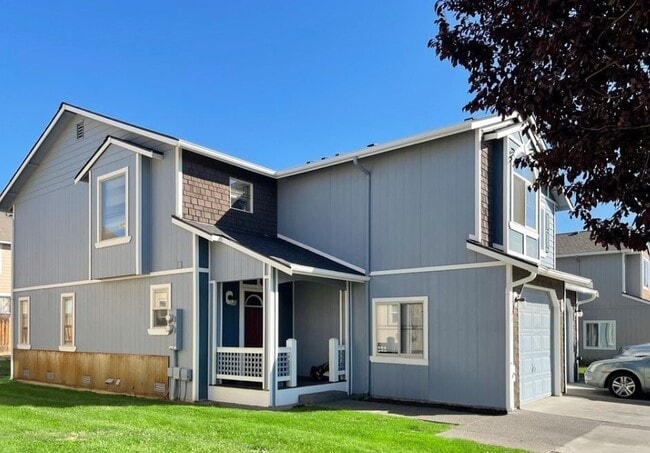 Building Photo - 1371 Huckleberry Cir