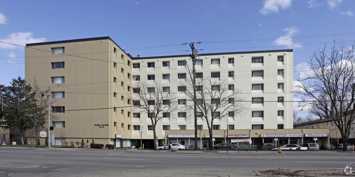 Building Photo - Essex House