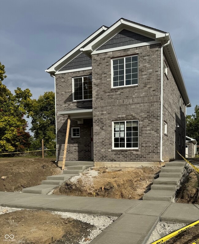 Building Photo - 227 N Hamilton Ave