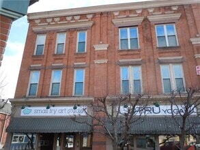 Building Photo - 287 Gregory St
