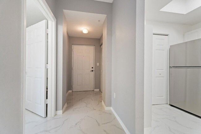 Building Photo - 2917 Tuscany Ct