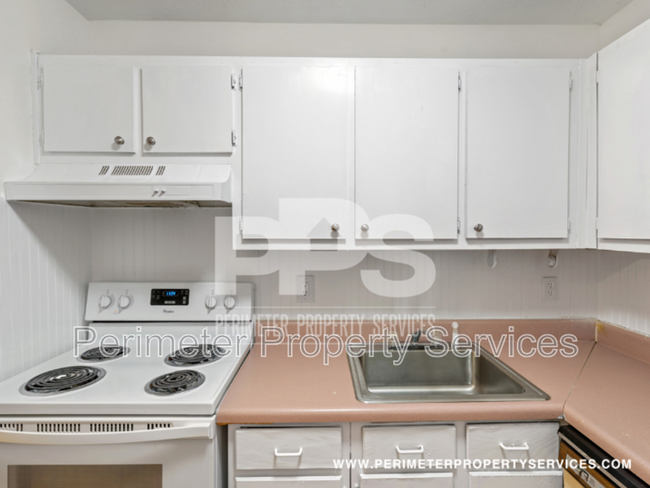 Foto del edificio - 737 Boggs Rd