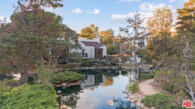 Foto del edificio - 13109 Summertime Ln