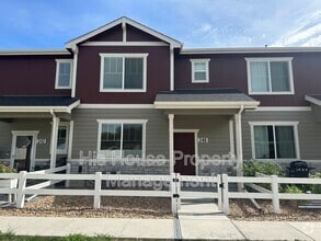 Building Photo - 248 Oriole Wy