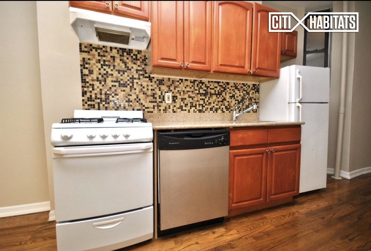 Foto del edificio - 507 E 81st St