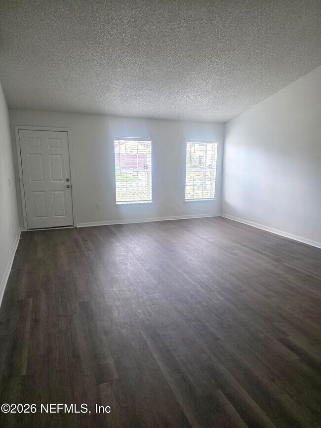 Foto del edificio - 4131 Woodley Creek Rd