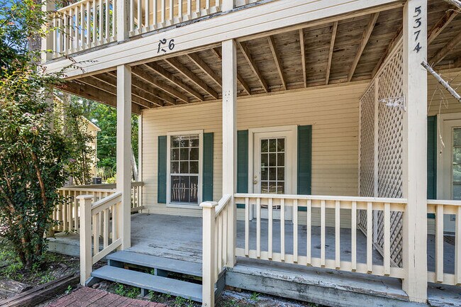 Building Photo - 5374 Rosedown Ct