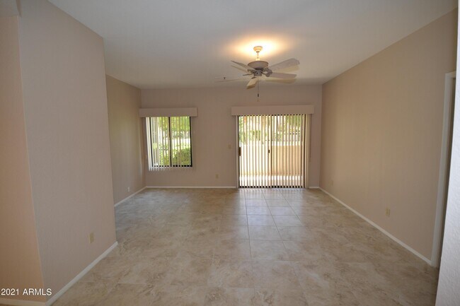Foto del edificio - 19400 N Westbrook Pkwy