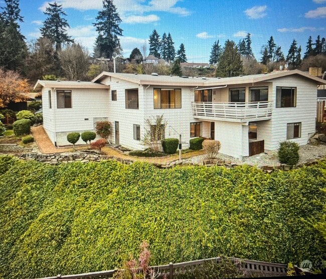 Building Photo - 4233 S 252nd Pl