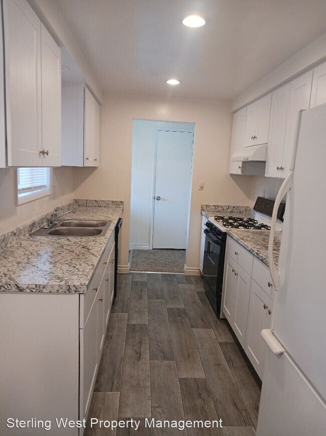 Foto del edificio - 3 br, 2 bath House - 135 W. Nevada St.
