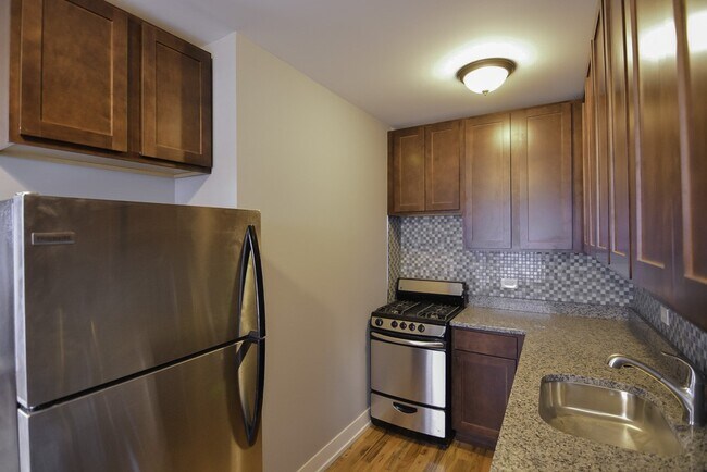 Foto del edificio - 555 W Arlington