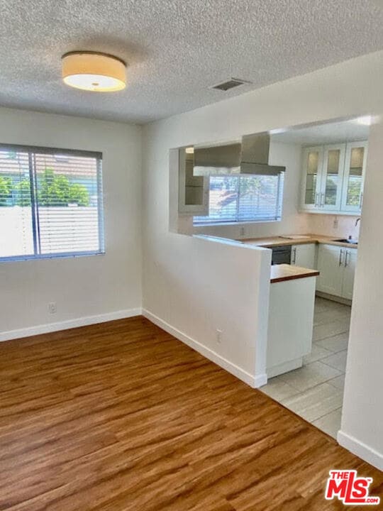 Building Photo - 420 Mar Vista Ave