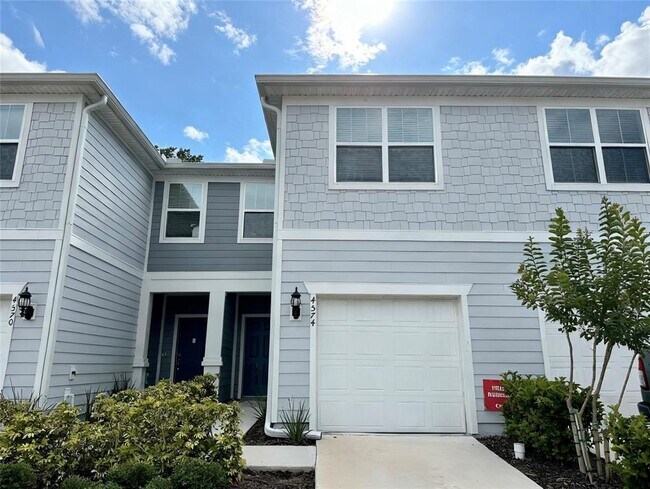 Foto del edificio - 4574 Cypress Cay Wy