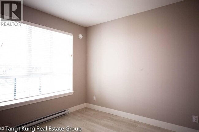 Building Photo - 4690 Hawk Ln