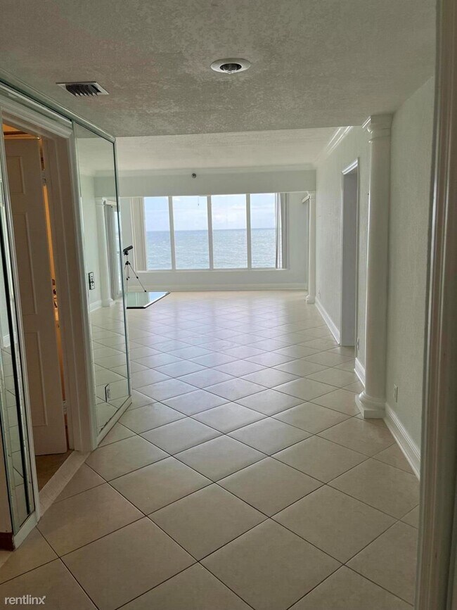 Building Photo - 1 br, 2 bath Condo - 2909 S Ocean Blvd # 3B2