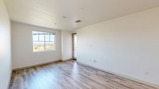 Interior Photo - Beach & Ocean
