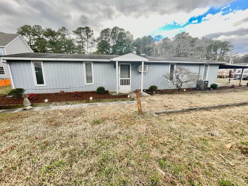 Primary Photo - 24169 Newsomes Cir