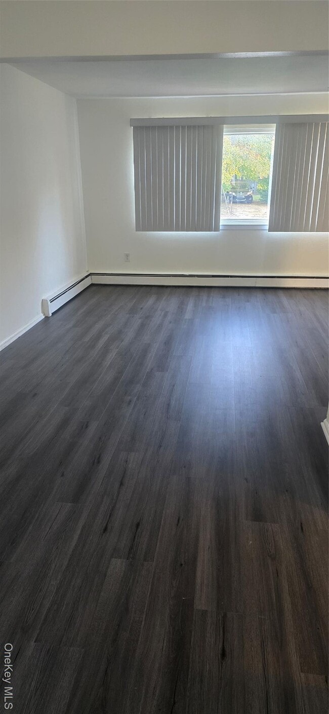 Building Photo - 3 North Dr