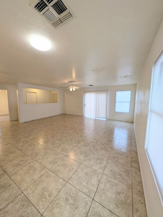 Foto del edificio - Lovely home in Lesuer Estates Mesa!!