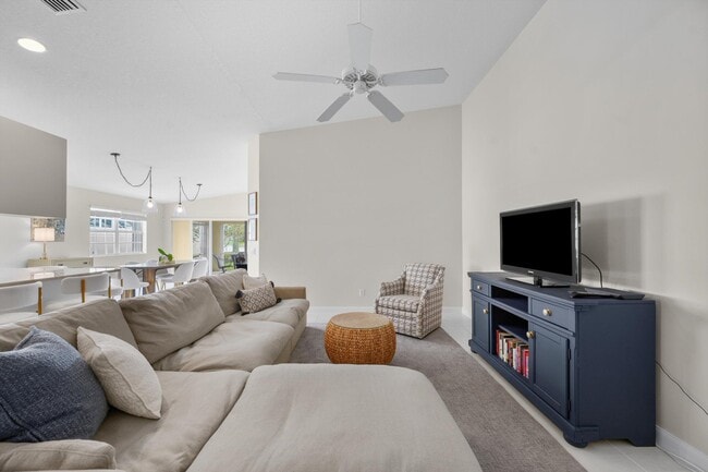 Building Photo - 3136 Verdmont Ln