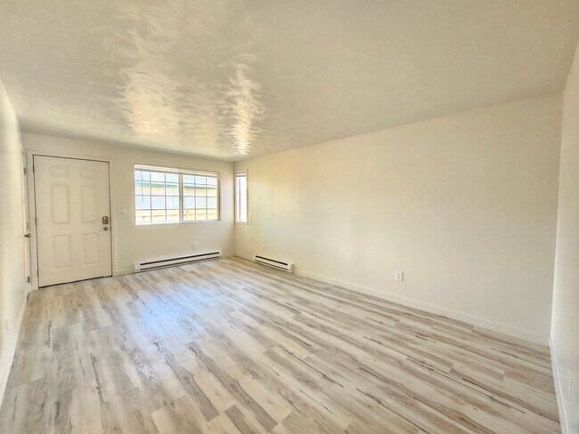 Foto del edificio - 1105-1109 W 14th Ave